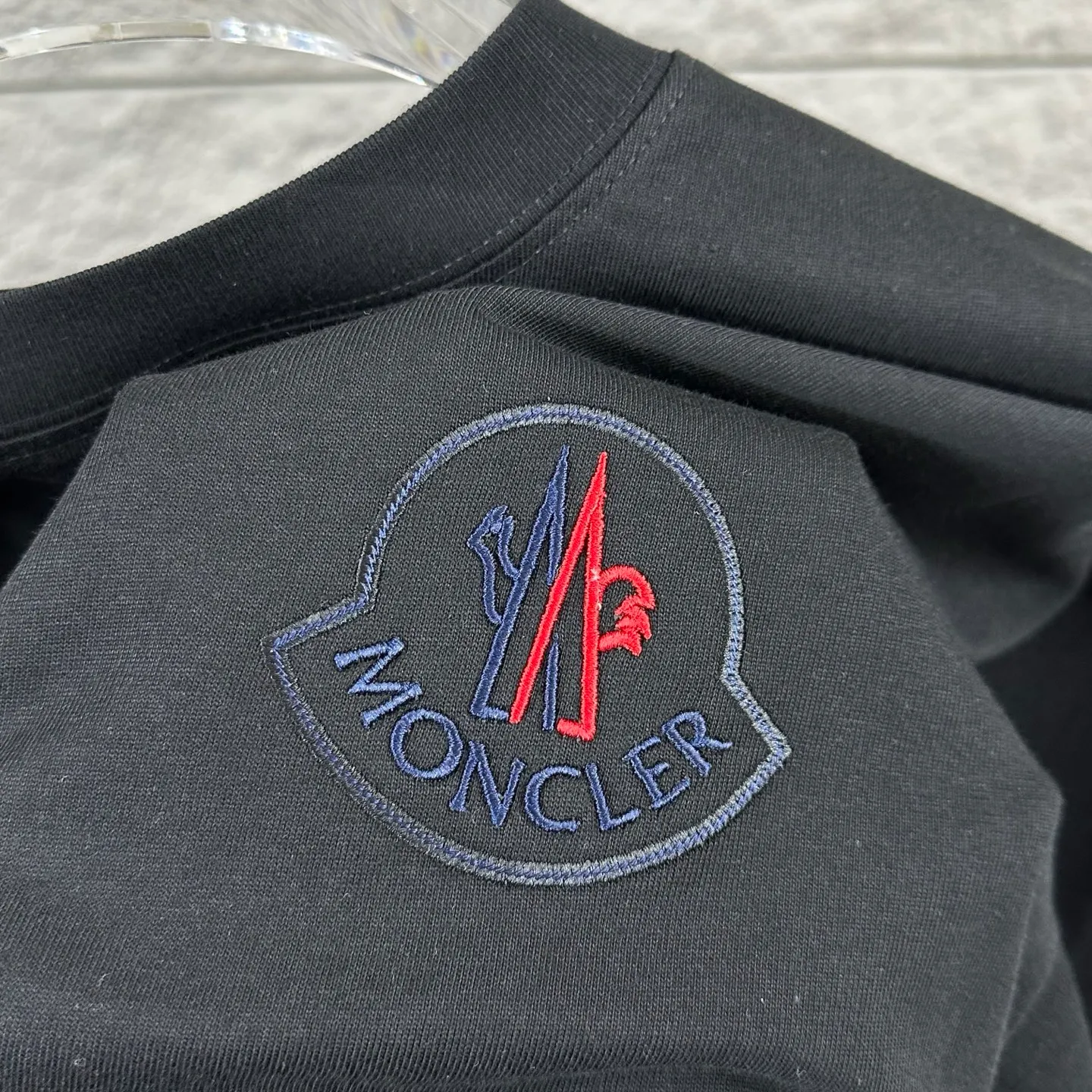 Moncle* *2026 New Arrival Classic T Same Style ：Black White Size： S （90-130 ） M （120-150 ） L （140-165 ） XL （160-180 ） XXL （180-210 ）